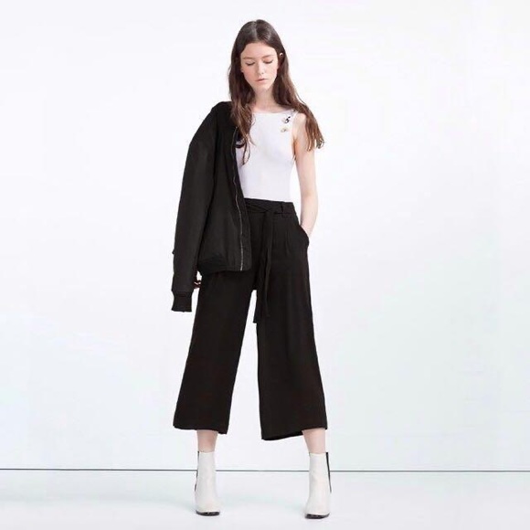 Zara Trafaluc Black Tie front Culottes Pants - Picture 1 of 4